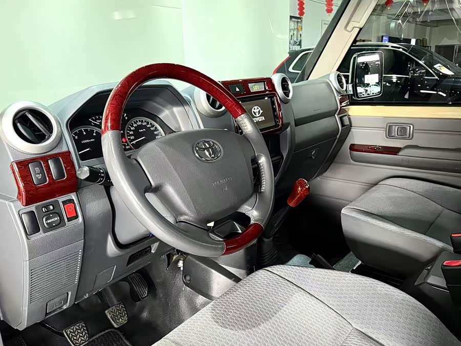 Toyota 2020 car image #23