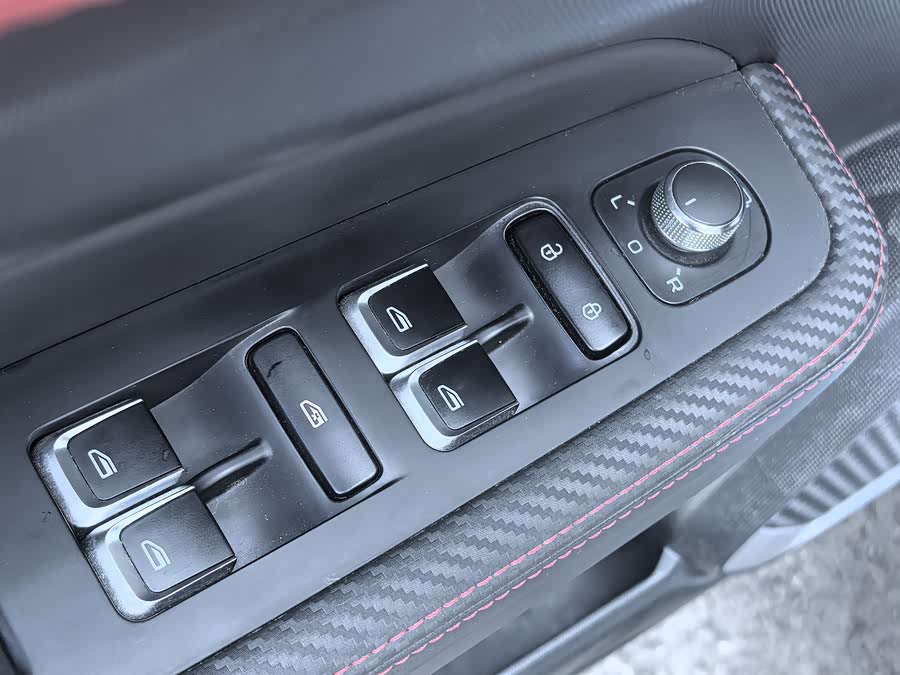 GEELY Monjaro MHEV 2020 car image #23