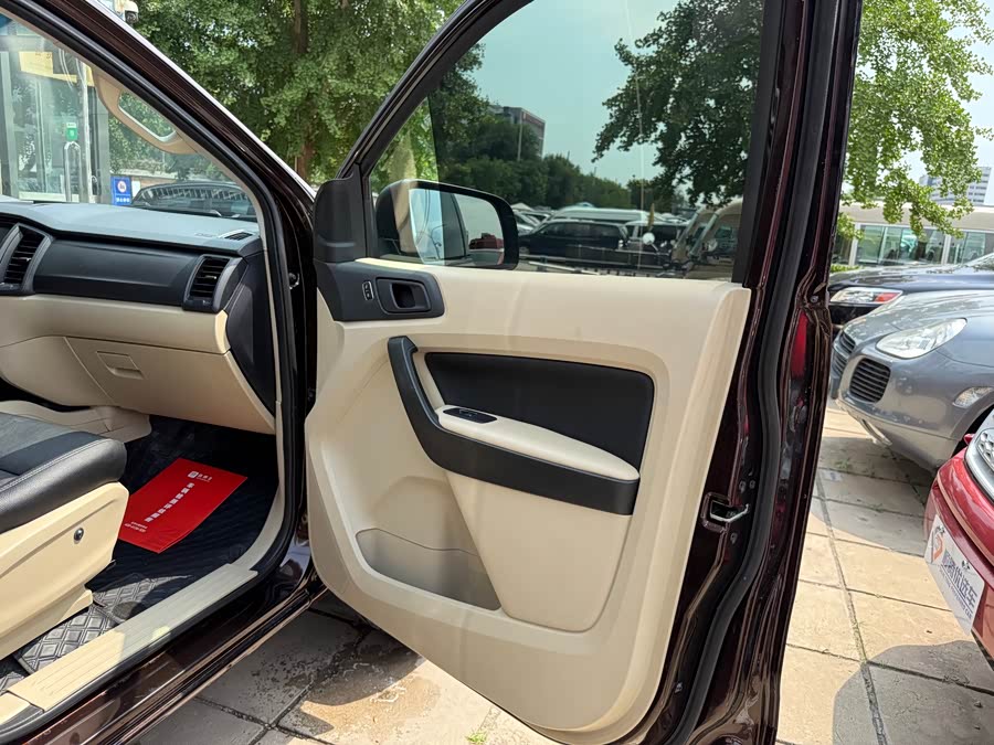 Ford Everest 2016 car image #23