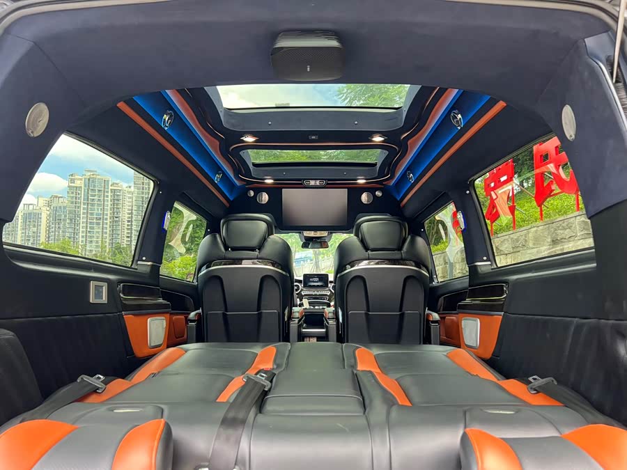 Mercedes-Benz V Class 2020 car image #23