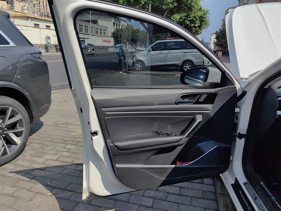 Volkswagen Lavida Pure Electric 2021 car image #23