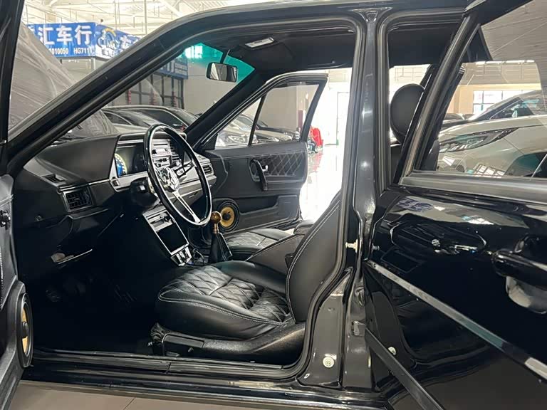 Volkswagen Santana Classic 2010 #23 Volkswagen Santana Classic 2010 صورة سيارة #23