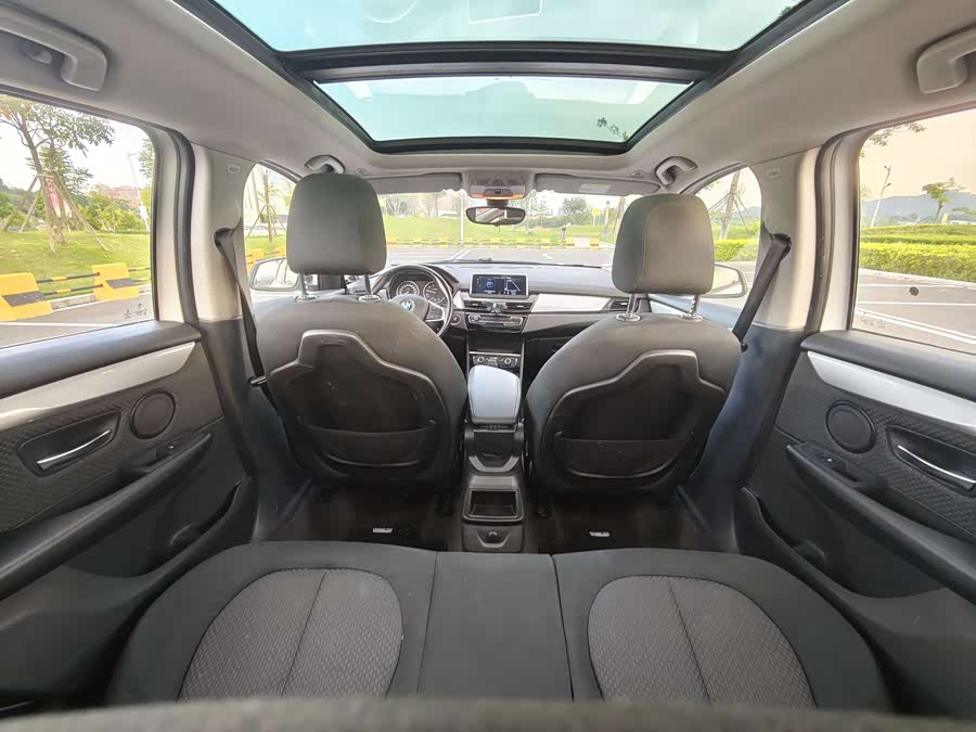 BMW 2 Series Tourer 2018 car image #23