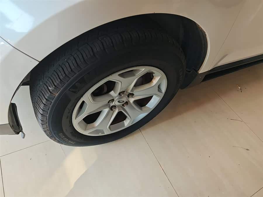 Ford Edge (Imported) 2014 immagine di auto #23