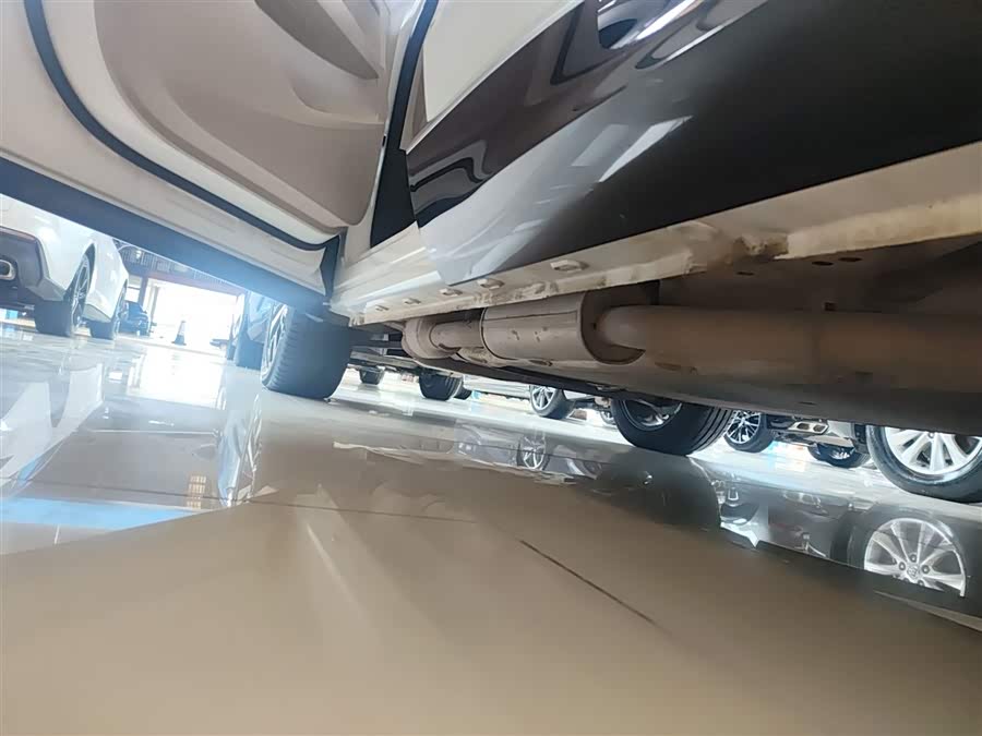 Roewe D5X DMH 2025 imagen de coche #23