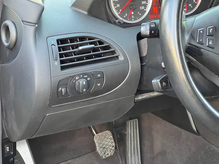 BMW M6 2008 #23 BMW M6 2008 car image #23