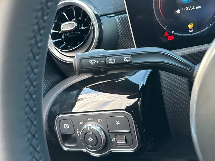 Mercedes-Benz A Class (Imported) 2020 #23 Mercedes-Benz A Class (Imported) 2020 car image #23