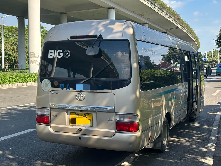 Toyota Coaster 2015 #23 Toyota Coaster 2015 imagen de coche #23