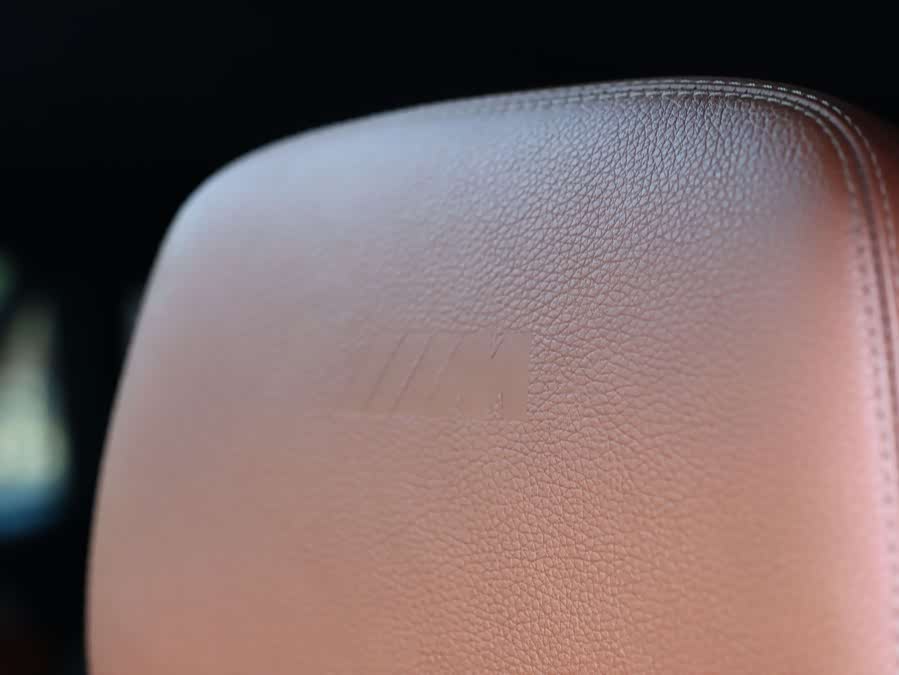 BMW X6 M 2012 car image #23