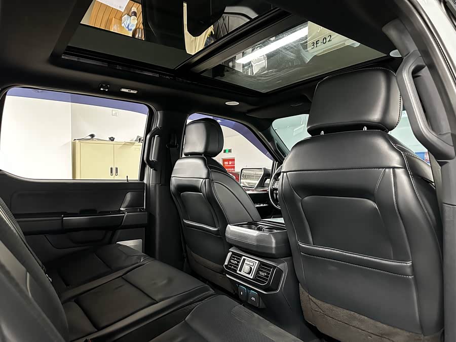 Ford F-150 Raptor 2024 car image #23