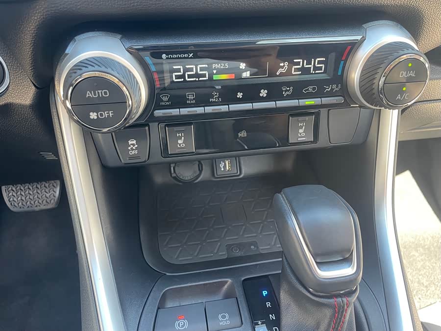 Toyota Wildlander New Energy 2023 #23 Toyota Wildlander New Energy 2023 car image #23