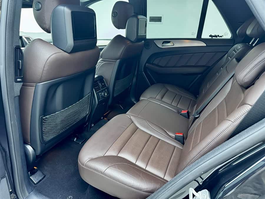 Mercedes-Benz M AMG 2014 صورة سيارة #23