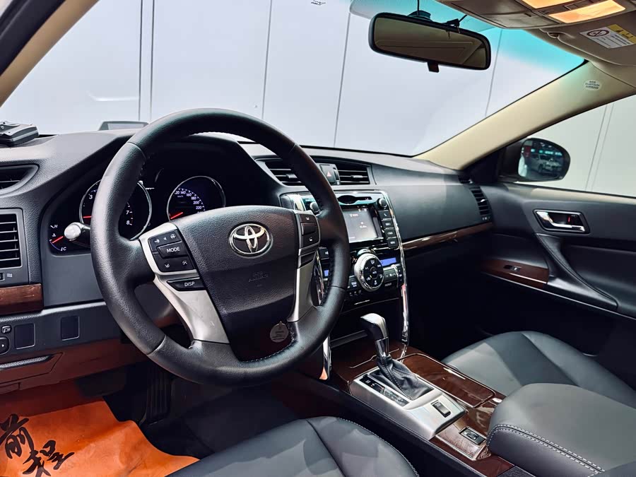 Toyota Reiz 2016 صورة سيارة #23