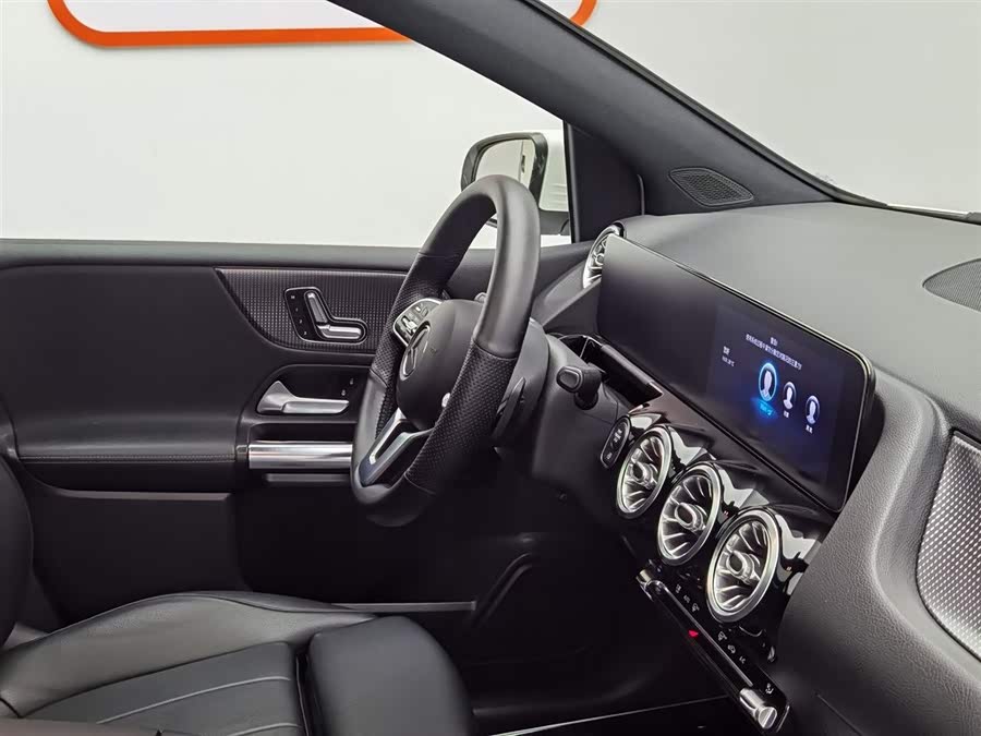 Mercedes-Benz B Class 2021 car image #23