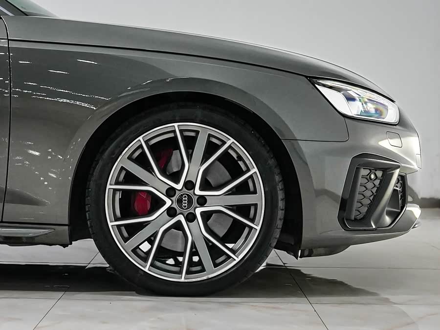 Audi S4 2023 صورة سيارة #23