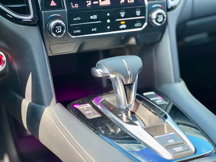 Honda UR-V 2020 #23 Honda UR-V 2020 car image #23