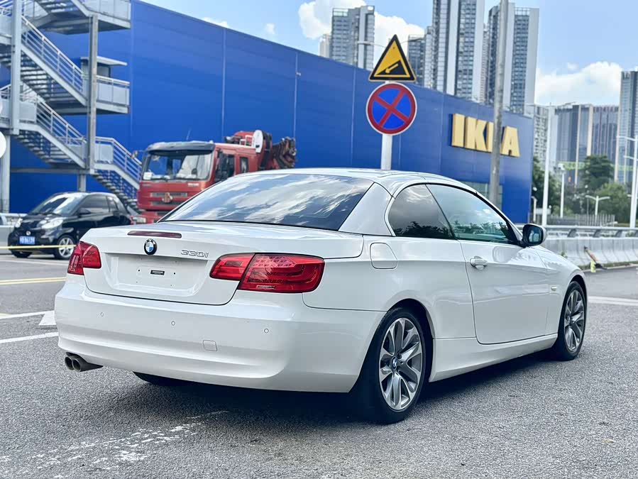 BMW 3 Series (Imported) 2011 immagine di auto #23