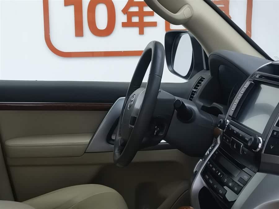 丰田 兰德酷路泽 2013 汽车图片 #23