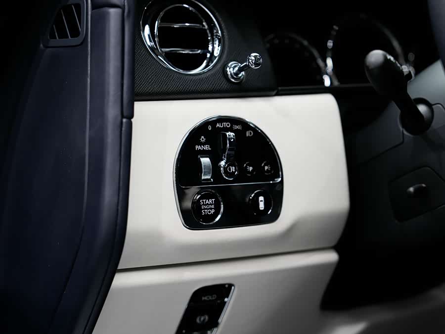 劳斯莱斯 库里南 2019 汽车图片 #23