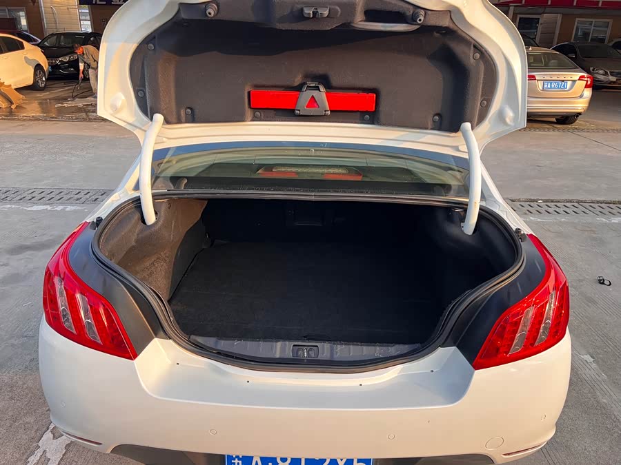 Peugeot 508 2014 car image #23
