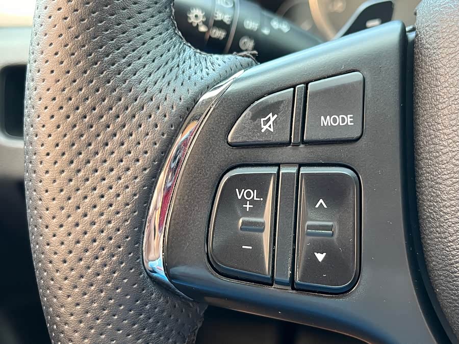 铃木 启悦 2017 汽车图片 #23