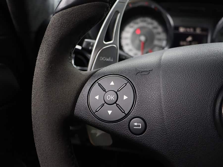 Mercedes-Benz SLS AMG 2013 صورة سيارة #23