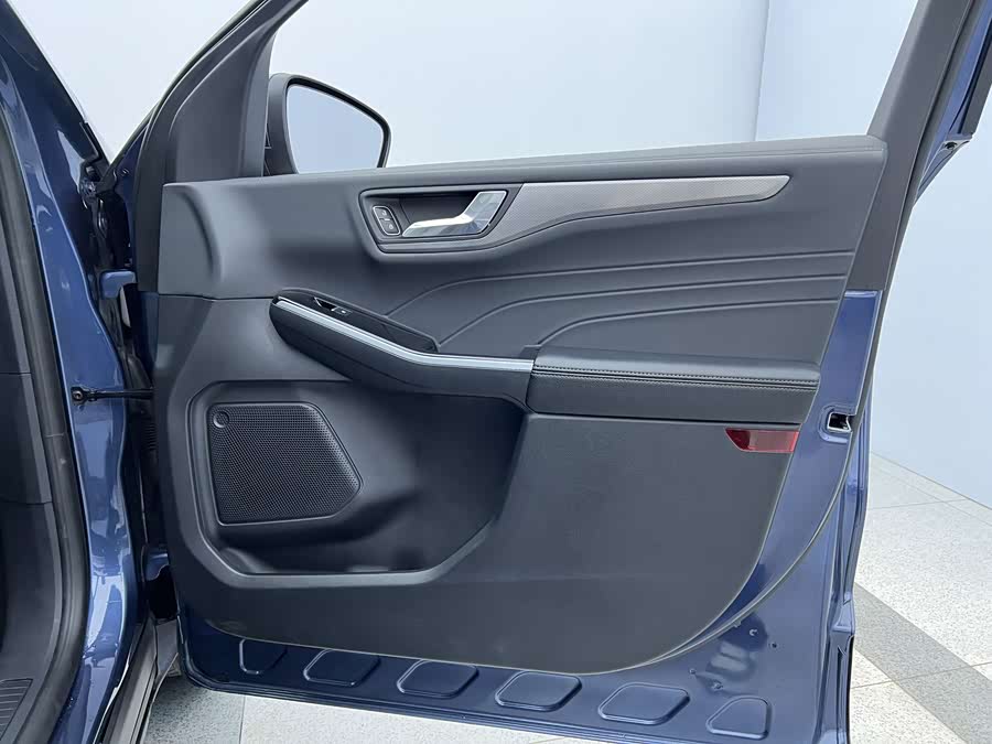 Ford Escape 2021 immagine di auto #23