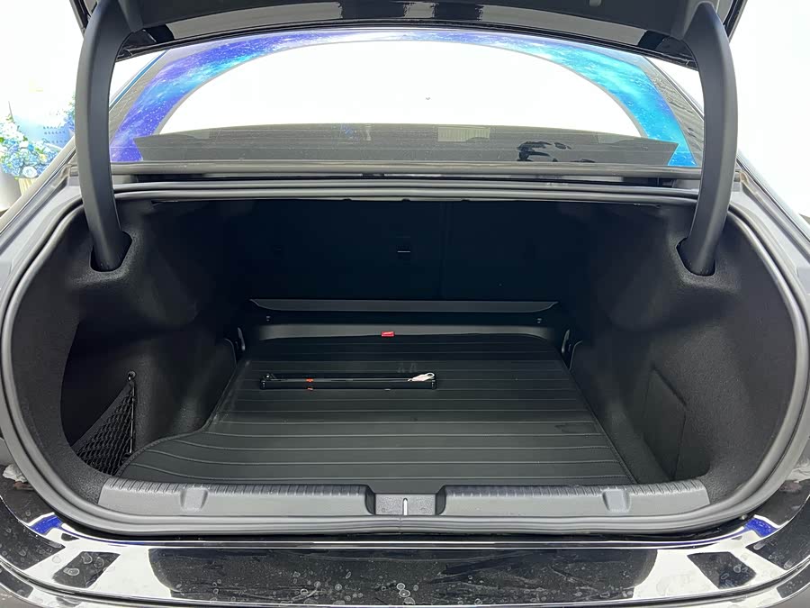 Mercedes-Benz EQE Class 2024 #23 Mercedes-Benz EQE Class 2024 car image #23