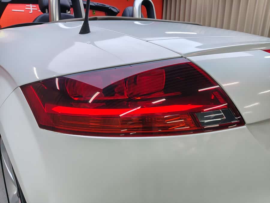 Audi TT 2009 #23 Audi TT 2009 car image #23