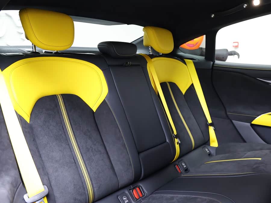 小米汽车 小米SU7 Ultra 2025 汽车图片 #23