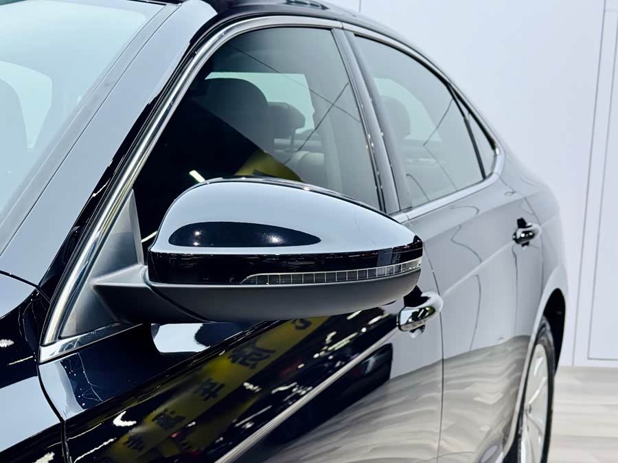 Volkswagen Passat 2021 car image #23