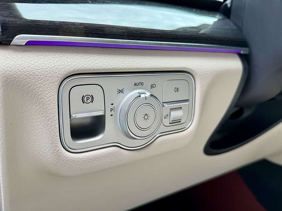 Mercedes-Benz GLE Class 2020 #23 Mercedes-Benz GLE Class 2020 car image #23