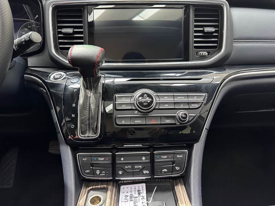 GAC Trumpchi M8 2020 #23 GAC Trumpchi M8 2020 car image #23