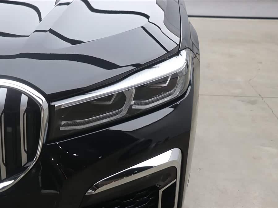 BMW i4 M50 2020 car image #23