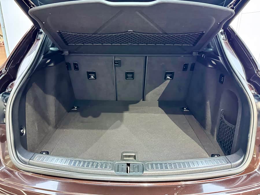 2015 car image #23