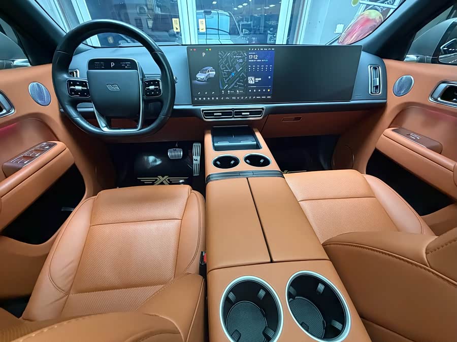 Li L9 2024 صورة سيارة #23