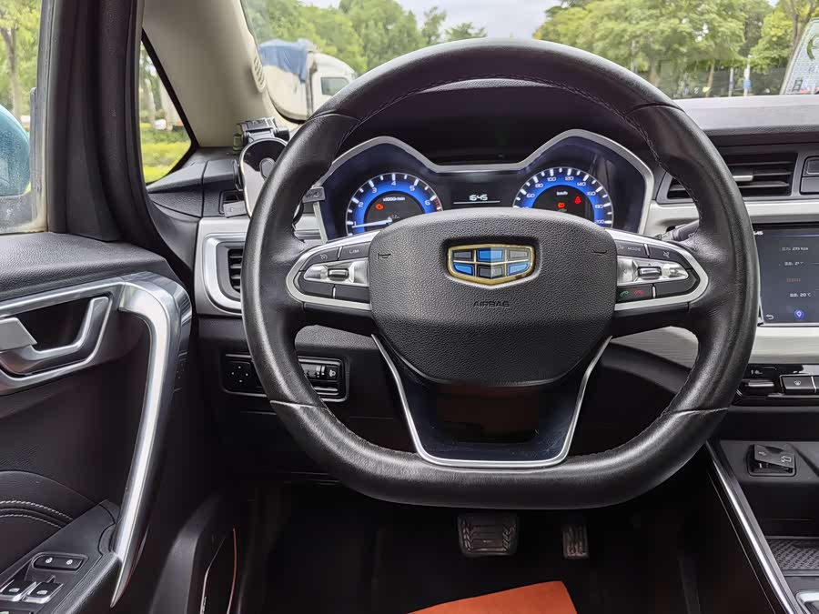 GEELY Vision X3 2019 car image #23