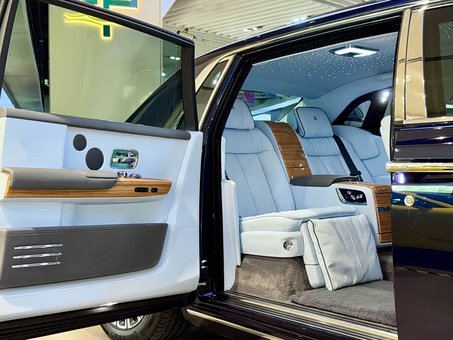 劳斯莱斯 幻影 2020 汽车图片 #23