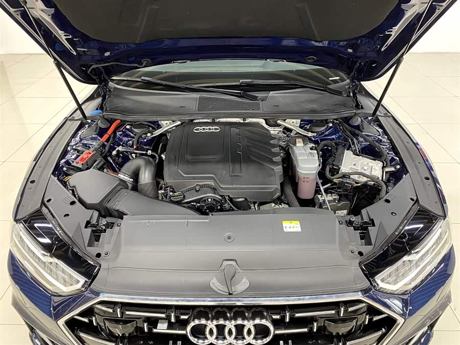 Audi A7L 2023 immagine di auto #23