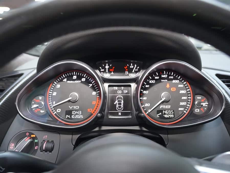 Audi R8 2012 #23 Audi R8 2012 car image #23