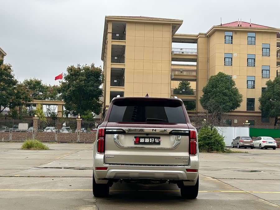 Tank 500 2022 car image #23