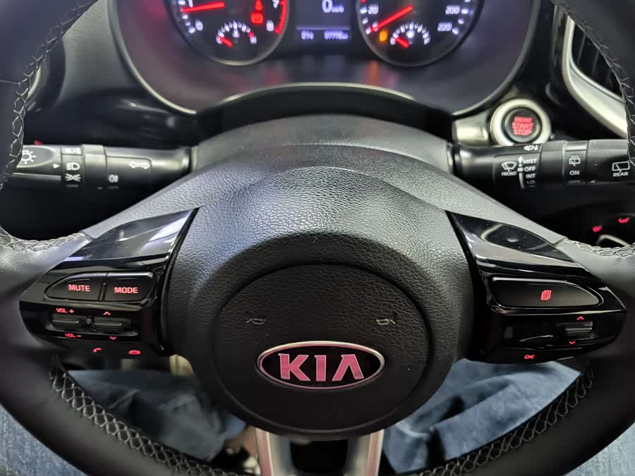 起亚 奕跑 2021 汽车图片 #23