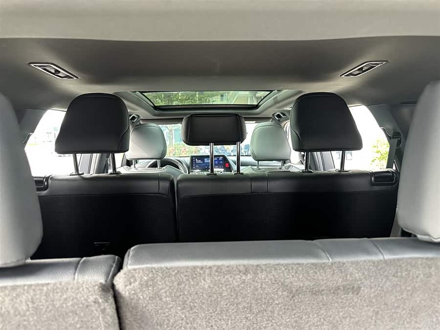 Toyota Crown Kluger 2023 #23 Toyota Crown Kluger 2023 car image #23