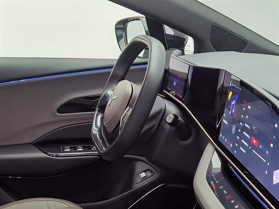 HongQi EH7 2024 #23 HongQi EH7 2024 car image #23