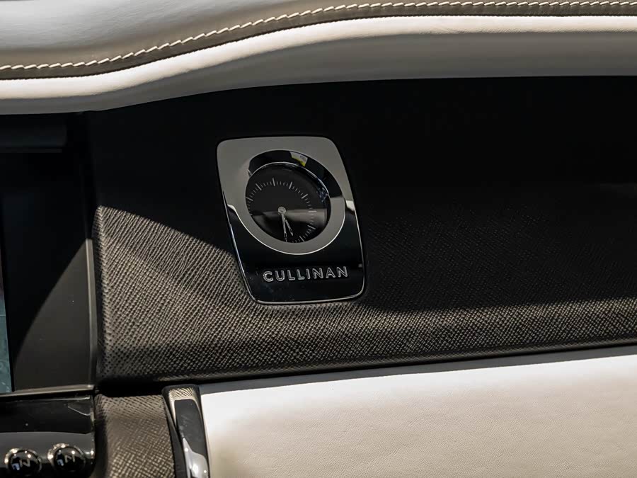 Rolls-Royce Cullinan 2020 car image #23