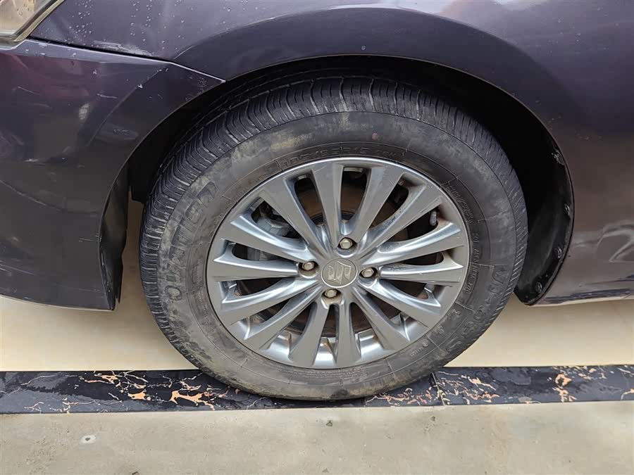 Suzuki Ciaz 2016 immagine di auto #23