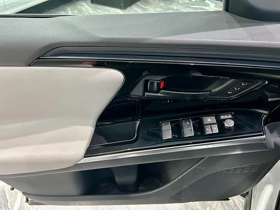 Toyota bZ4X 2022 immagine di auto #23