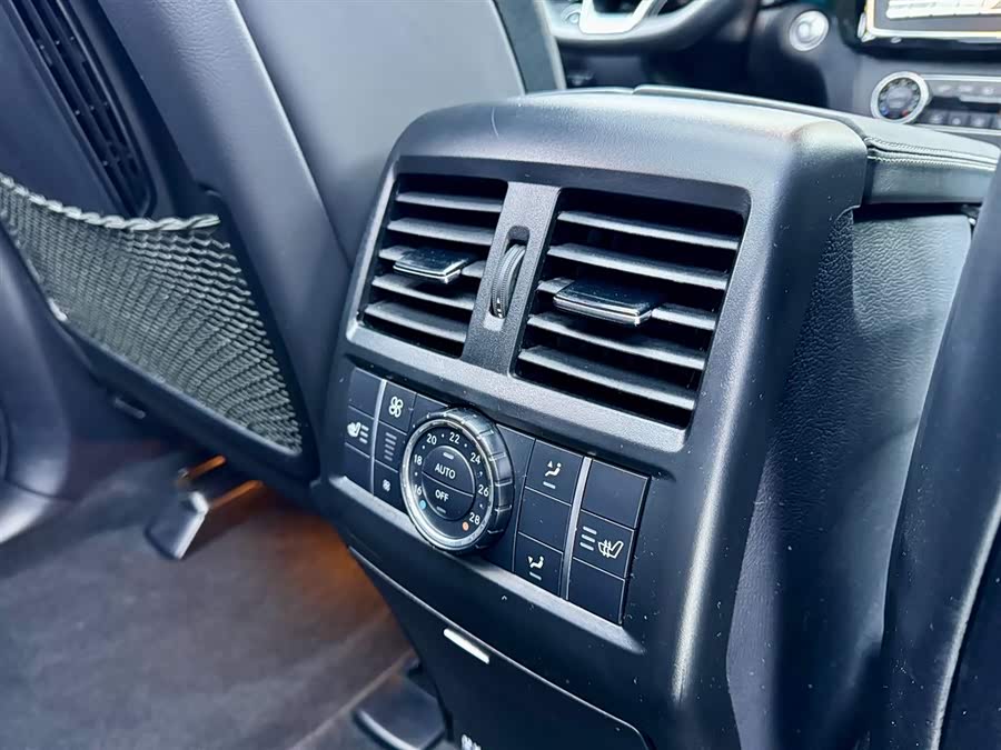 奔驰 奔驰GLS AMG 2018 汽车图片 #23