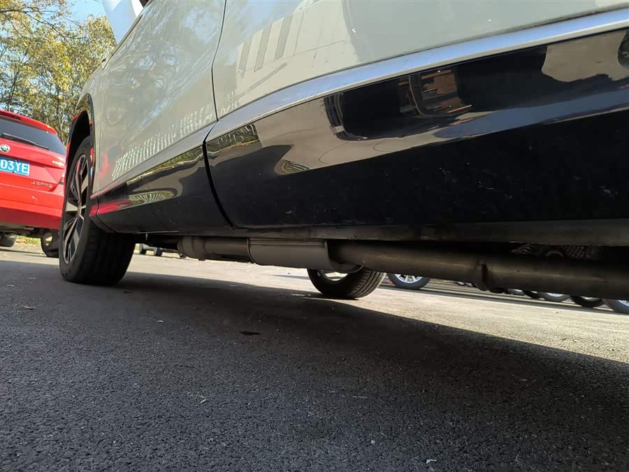 Roewe D5X DMH 2024 imagem de carro #23