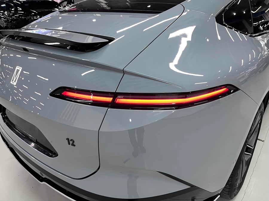 Avatr 12 2023 car image #23